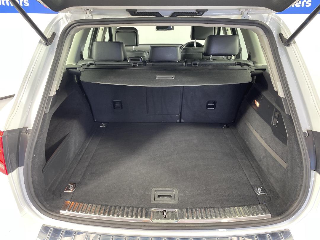 Photo '14' of Volkswagen Touareg Photo '14' of Volkswagen Touareg