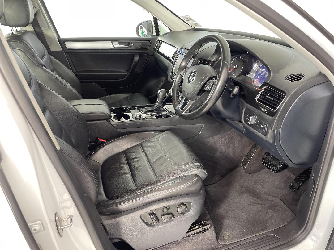 Photo '16' of Volkswagen Touareg Photo '16' of Volkswagen Touareg