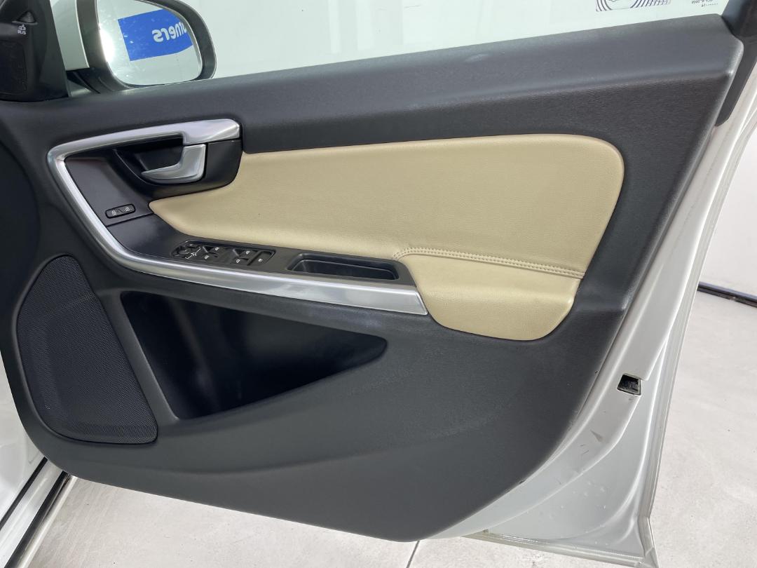 Photo '15' of Volvo S60 Photo '15' of Volvo S60