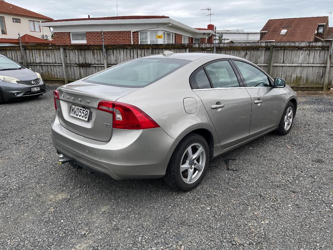 Photo '5' of Volvo S60 Photo '5' of Volvo S60