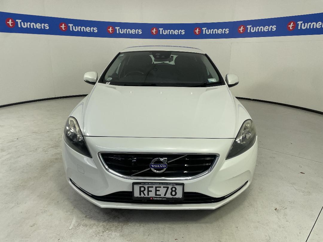 Photo '2' of Volvo V40