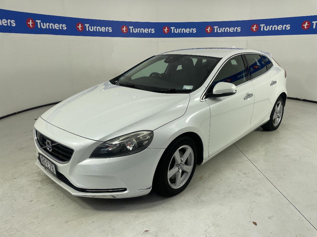 Photo '4' of Volvo V40