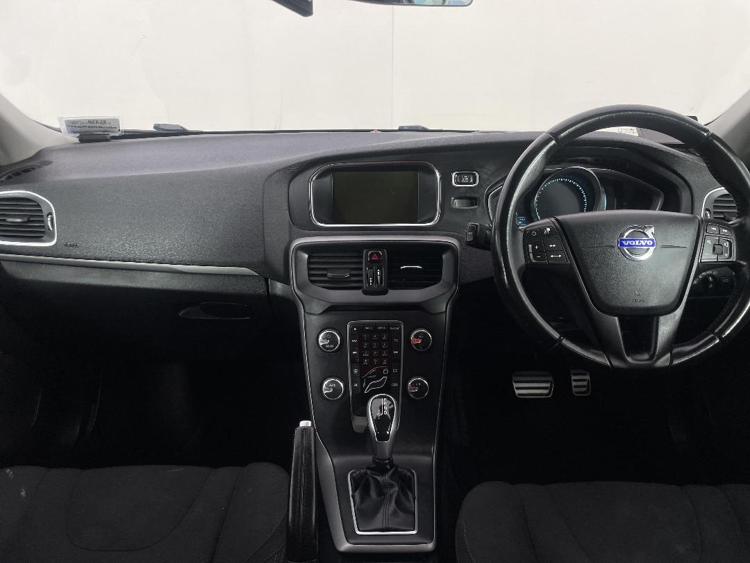 Photo '17' of Volvo V40