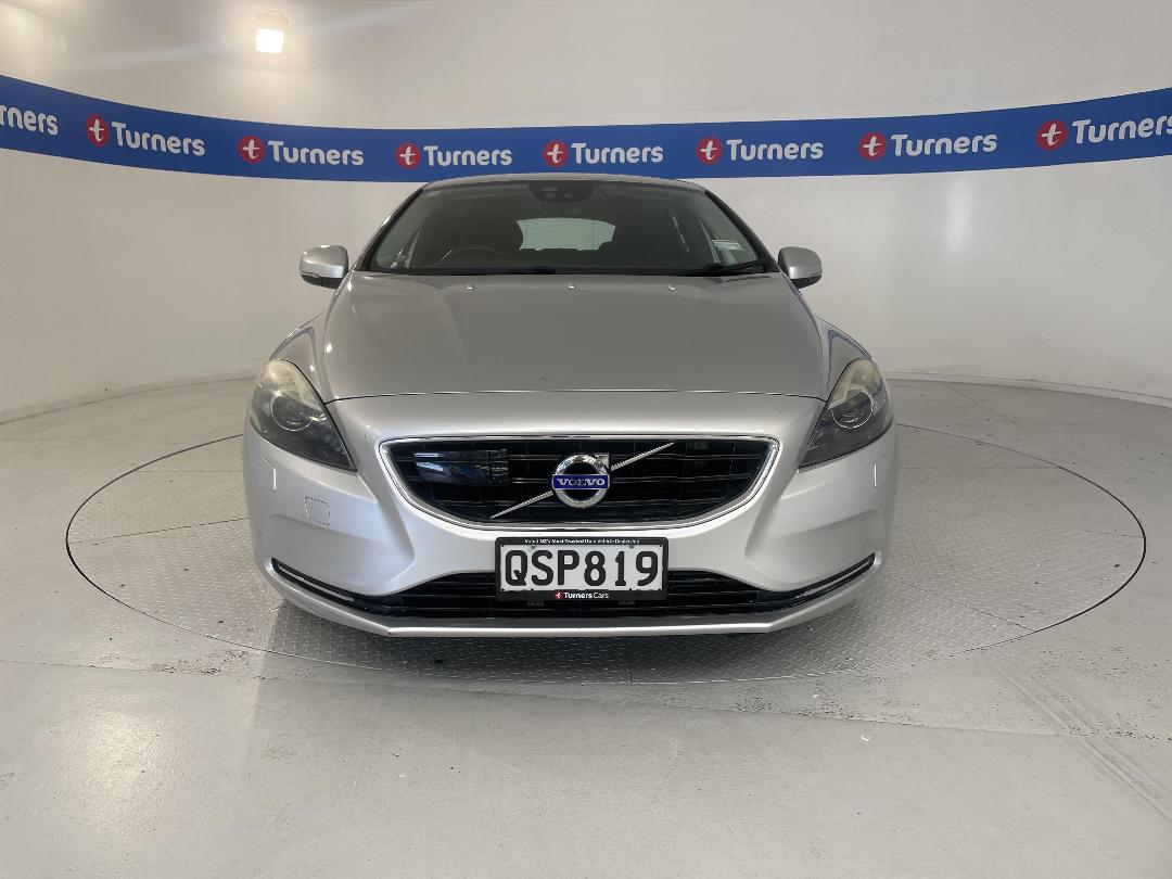 Photo '2' of Volvo V40