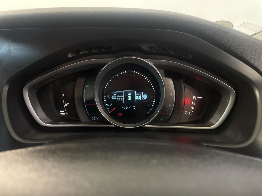 Photo '21' of Volvo V40