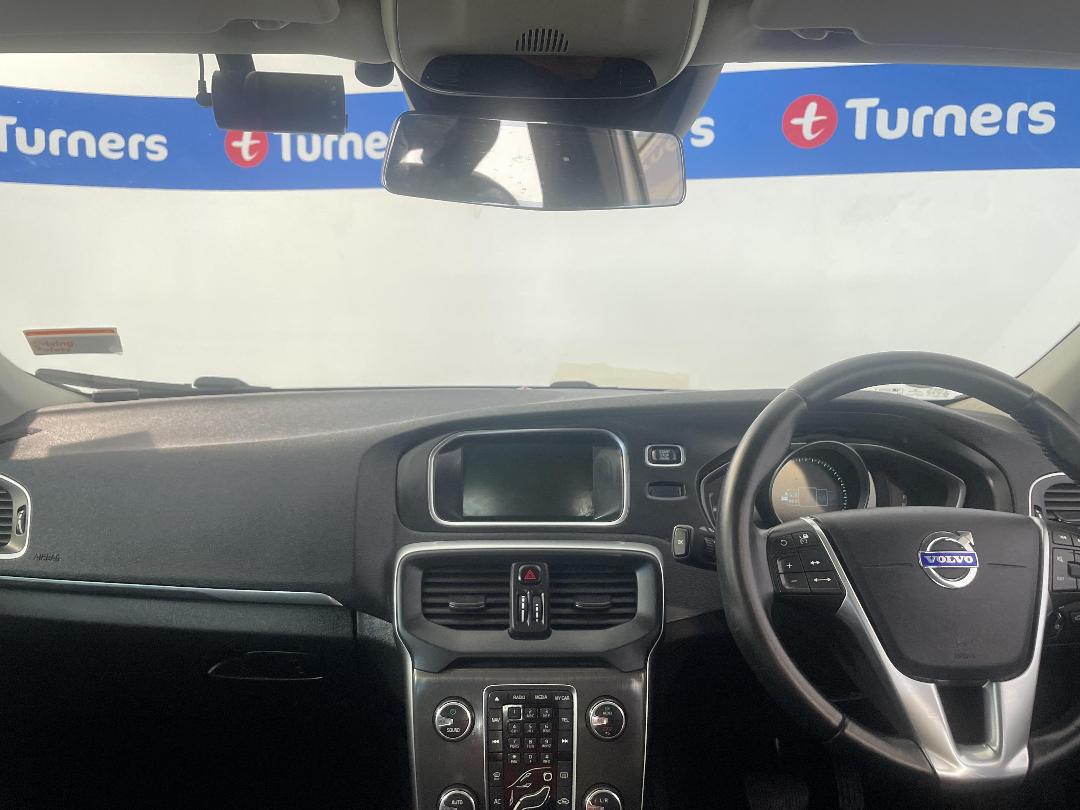 Photo '17' of Volvo V40