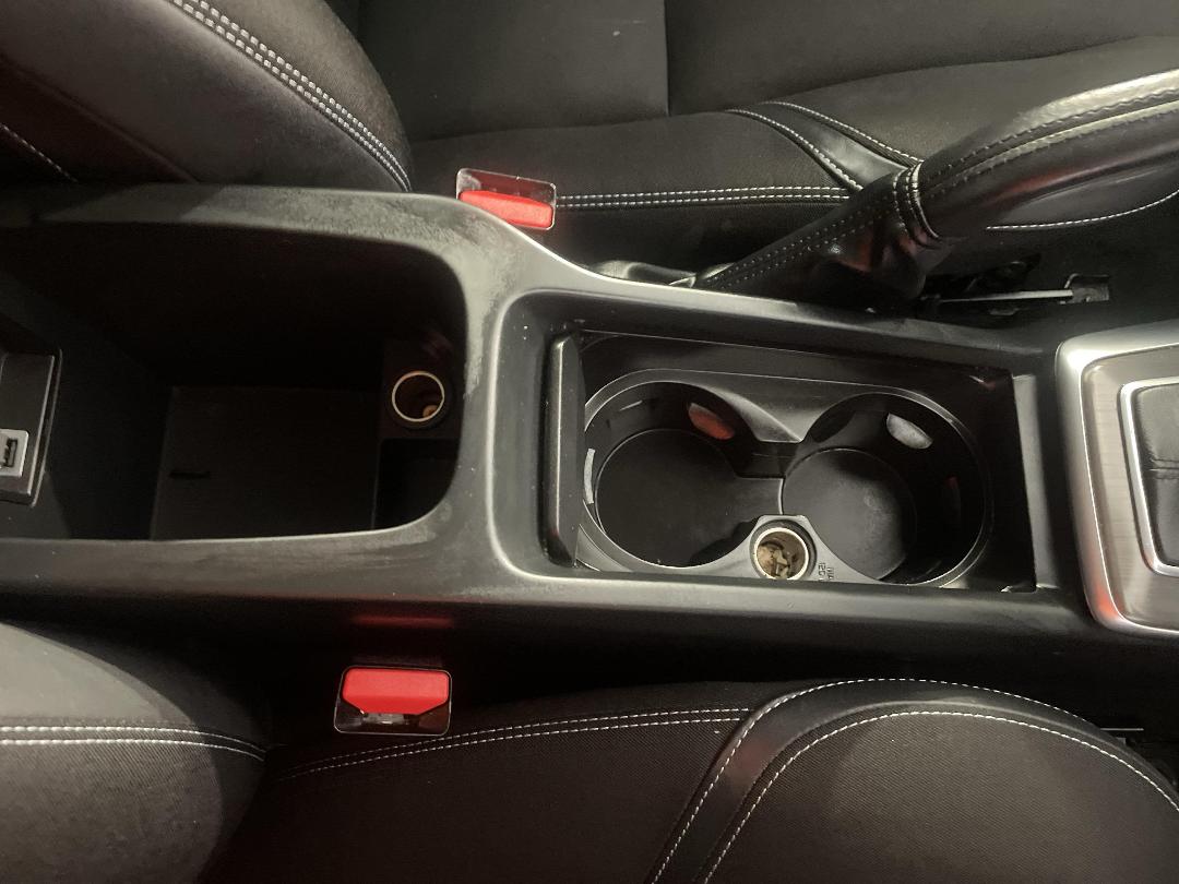 Photo '34' of Volvo V40