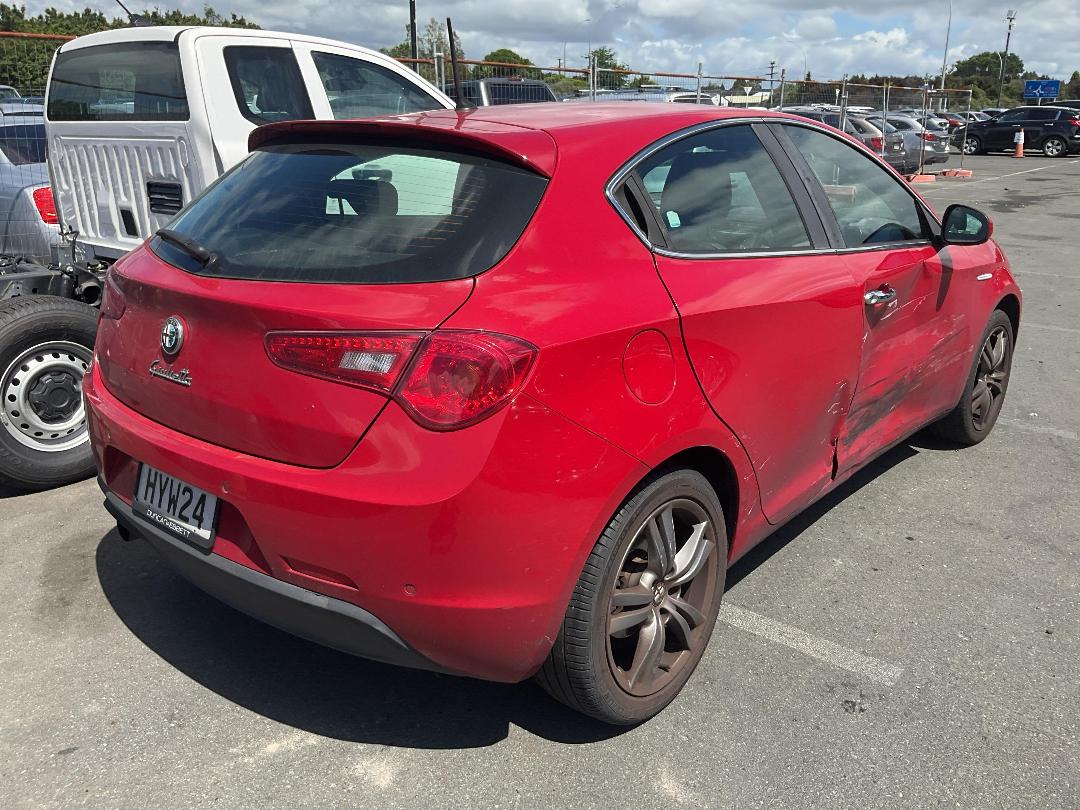 Photo '4' of Alfa Romeo Giulietta Distinctive