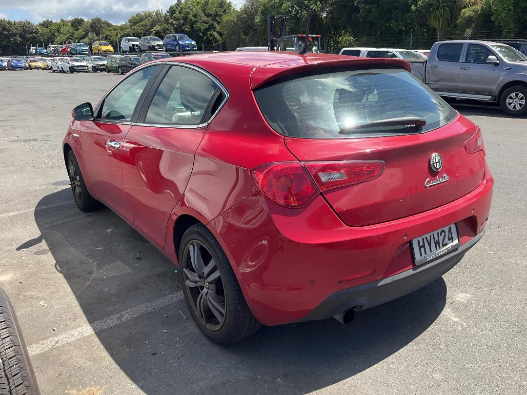 Photo '3' of Alfa Romeo Giulietta Distinctive