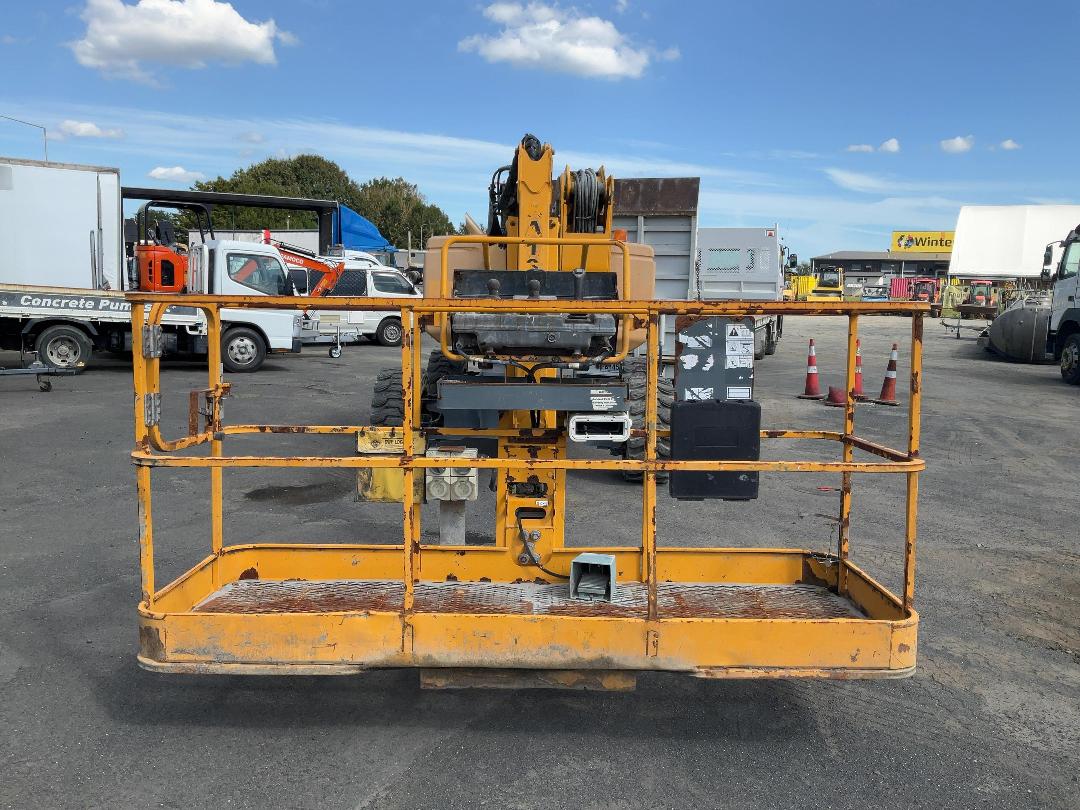 Photo '9' of Articulee HA16 RTJ Pro Knuckleboom/Boomlift Photo '9' of Articulee HA16 RTJ Pro Knuckleboom/Boomlift