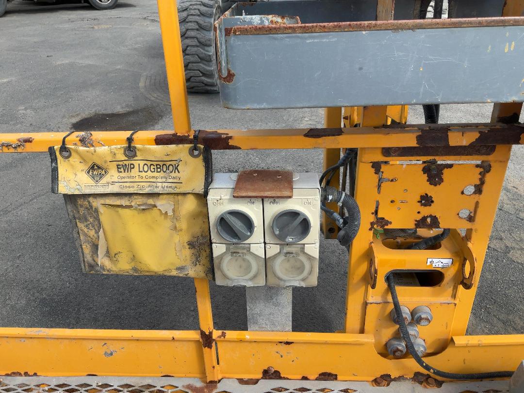 Photo '10' of Articulee HA16 RTJ Pro Knuckleboom/Boomlift Photo '10' of Articulee HA16 RTJ Pro Knuckleboom/Boomlift