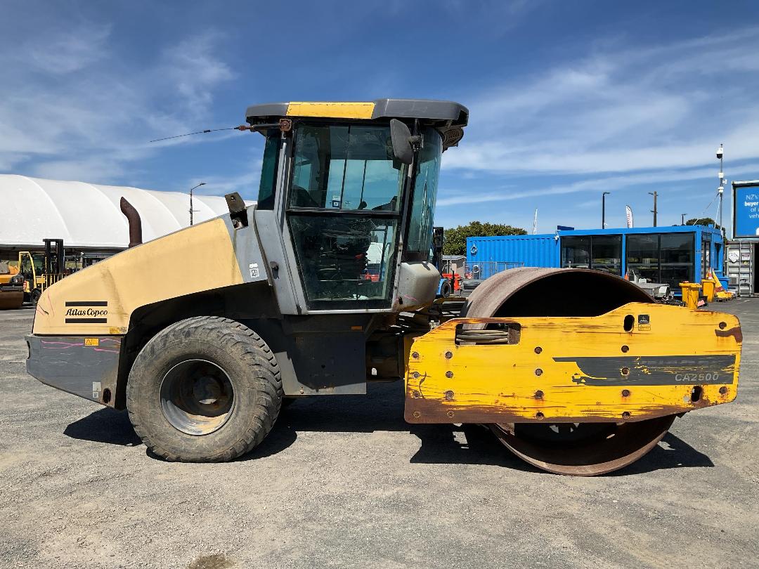 Photo '19' of ATLAS CA2500D Roller