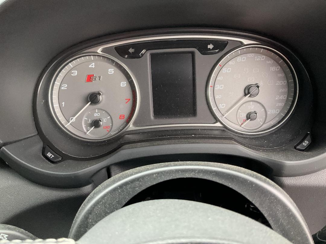 Photo '14' of Audi A1 S1 Quattro Photo '14' of Audi A1 S1 Quattro