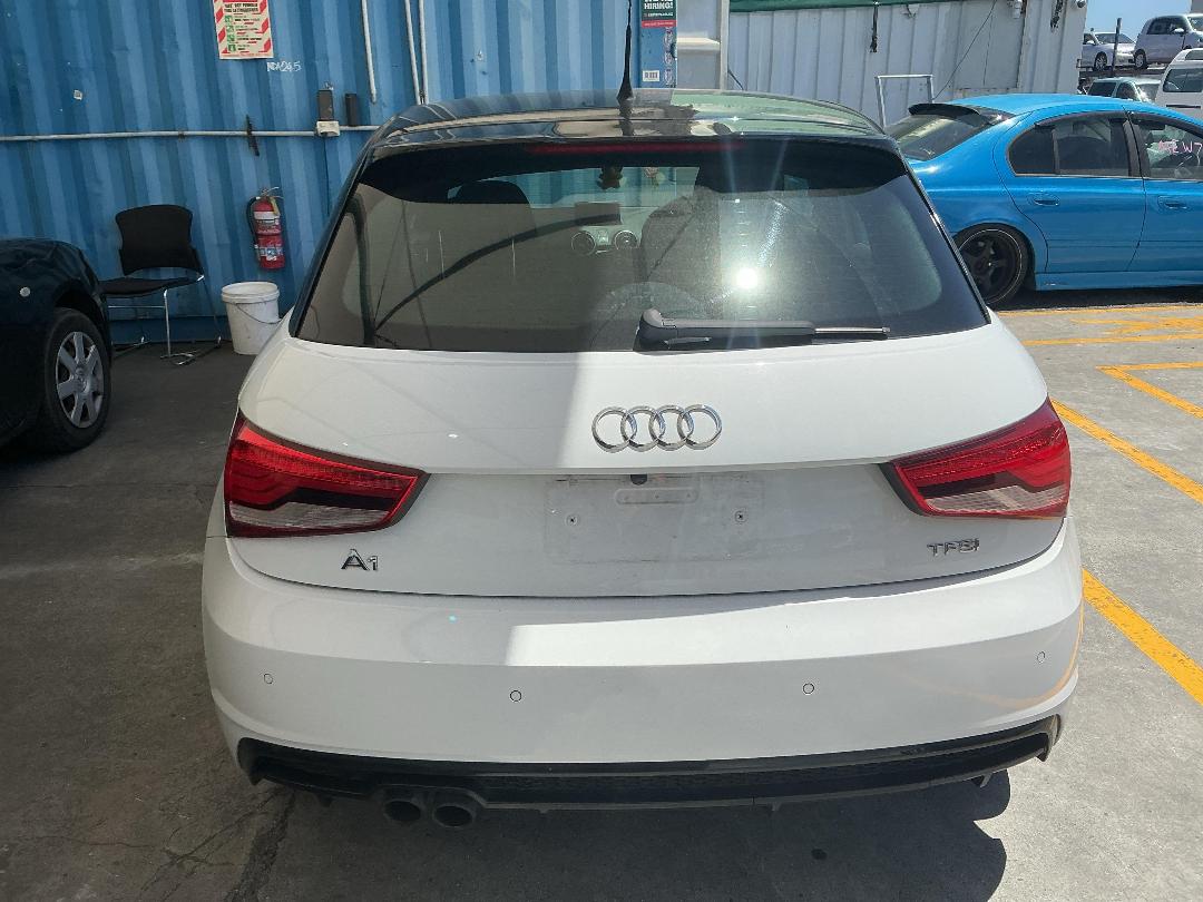 Photo '10' of Audi A1 Sportback 1.8Tfsi S