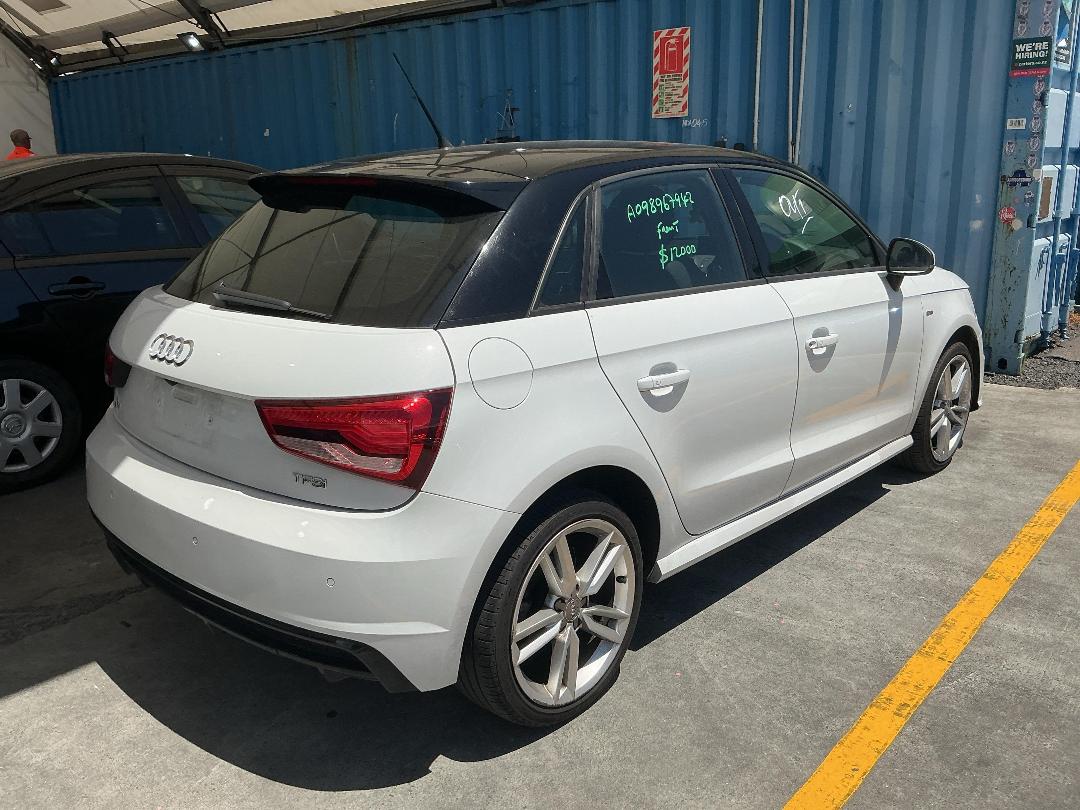 Photo '11' of Audi A1 Sportback 1.8Tfsi S