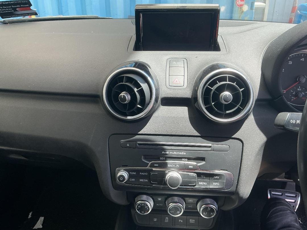 Photo '16' of Audi A1 Sportback 1.8Tfsi S