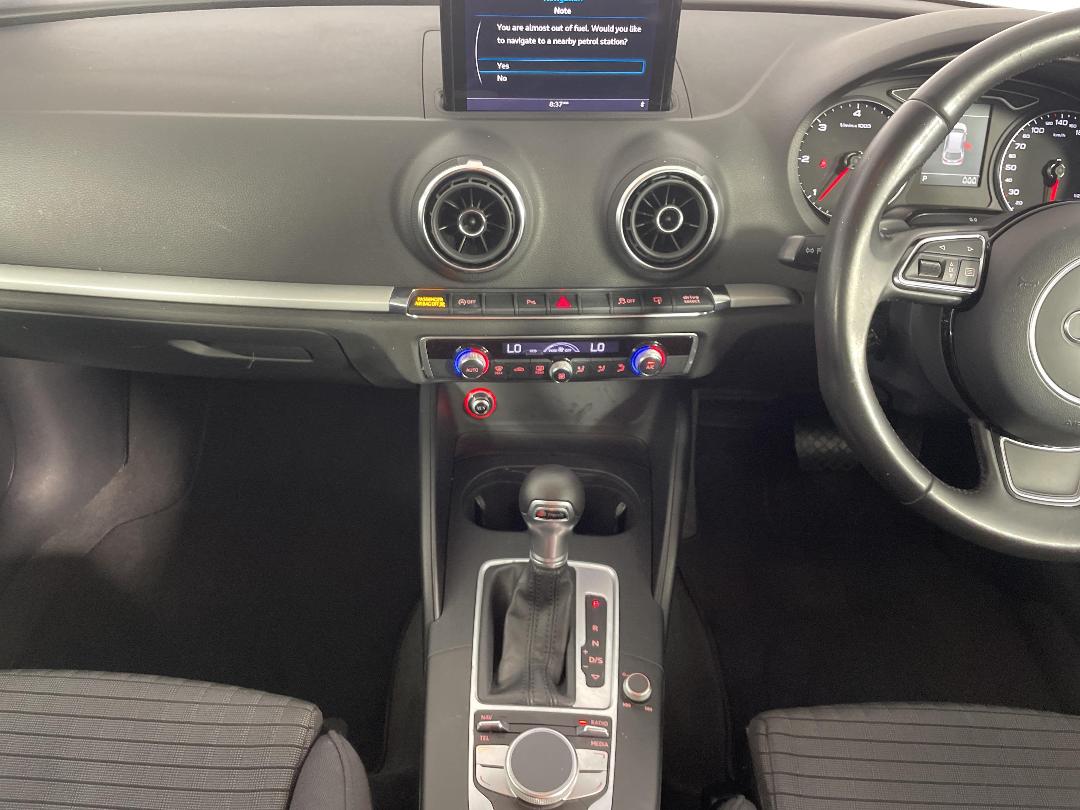 Photo '18' of Audi A3