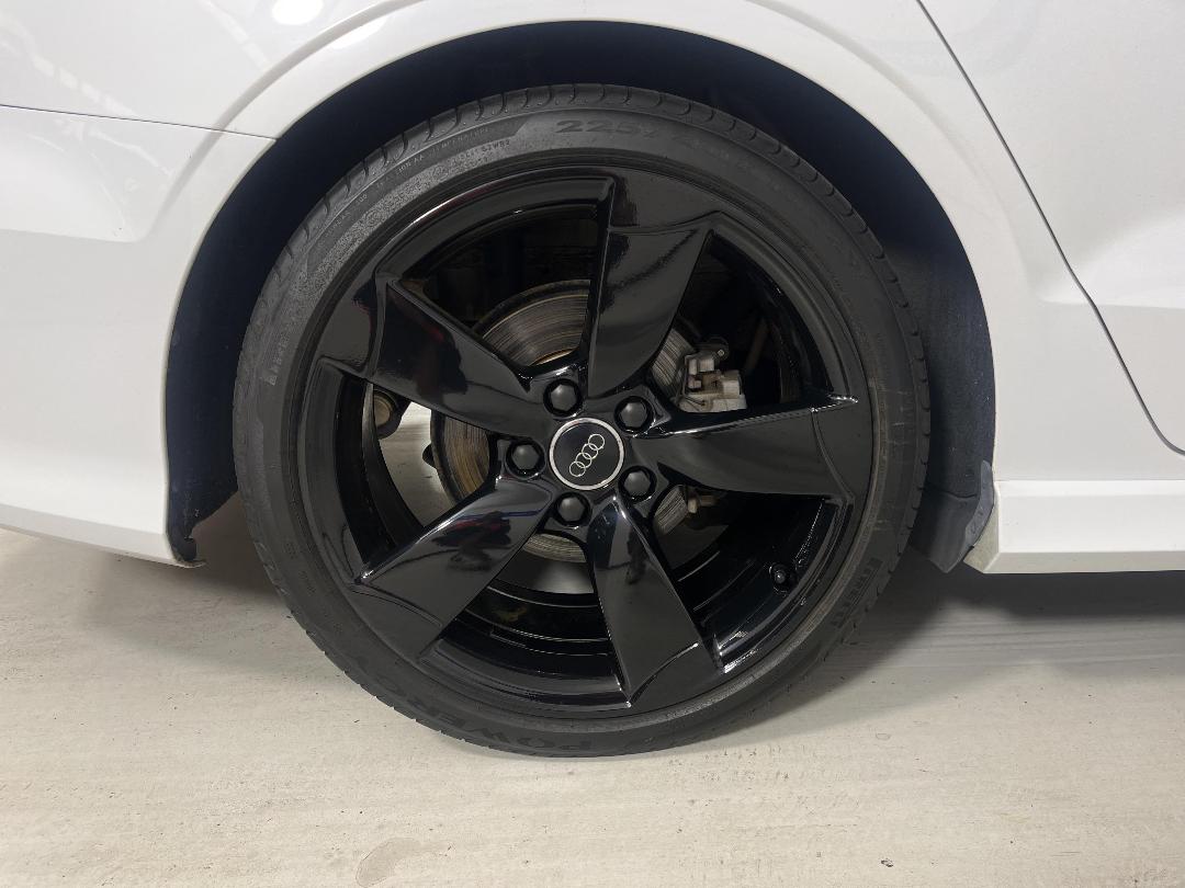 Photo '12' of Audi A3