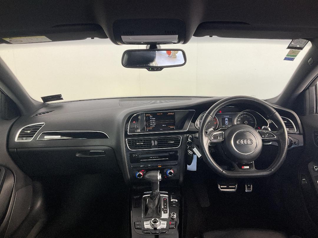 Photo '17' of Audi A4 Photo '17' of Audi A4