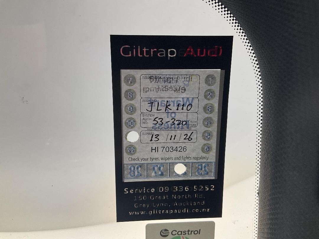 Photo '24' of Audi A4 Photo '24' of Audi A4