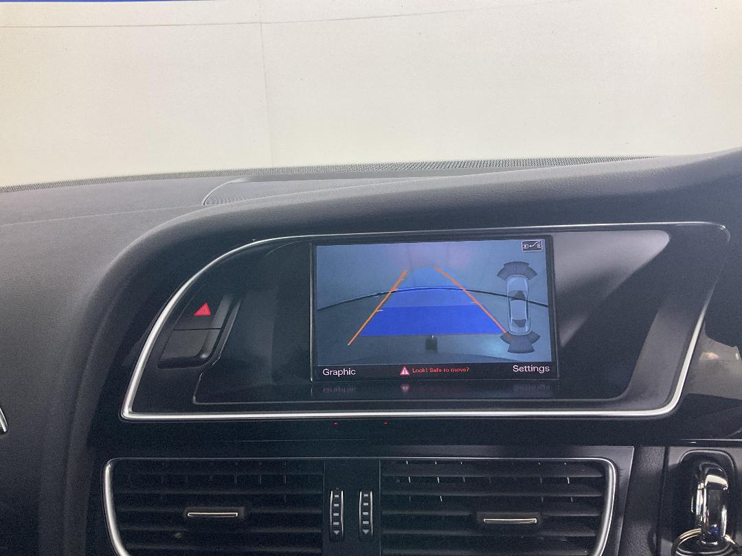 Photo '32' of Audi A4 Photo '32' of Audi A4