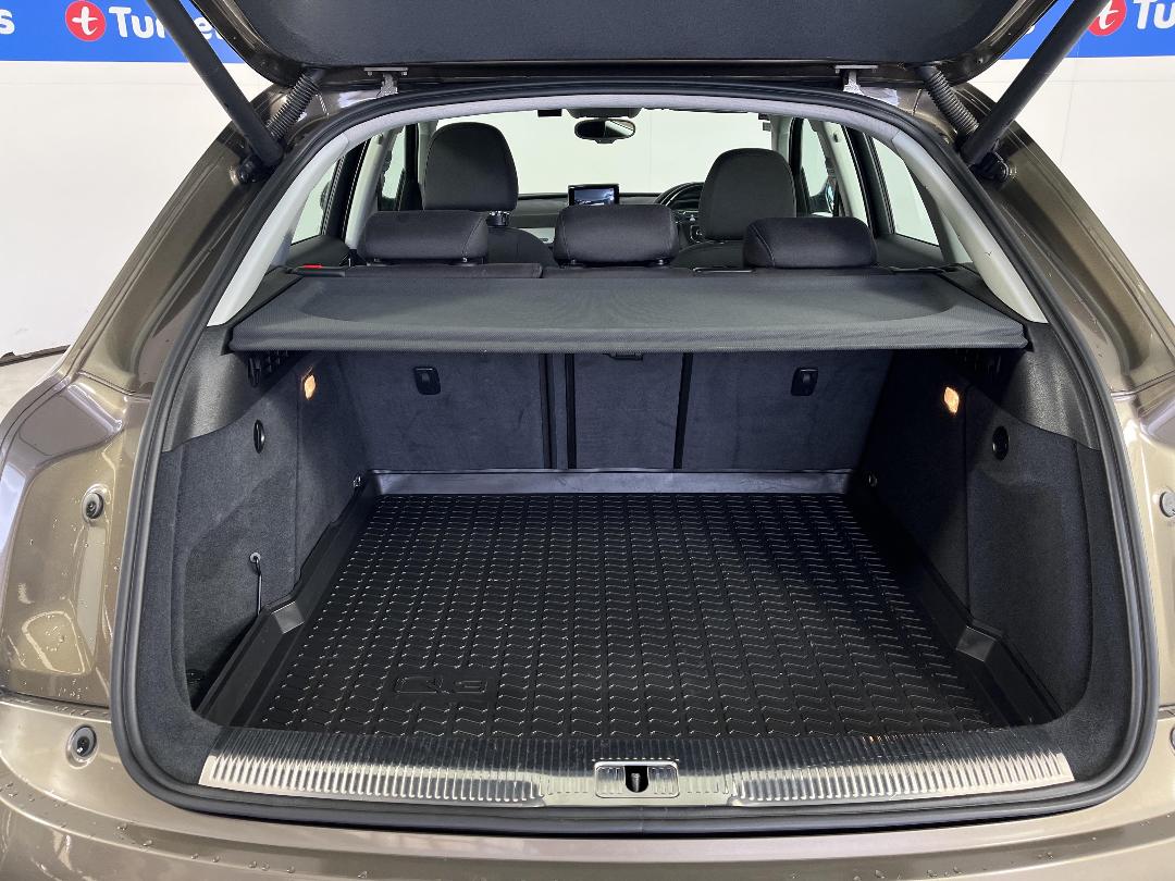 Photo '14' of Audi Q3