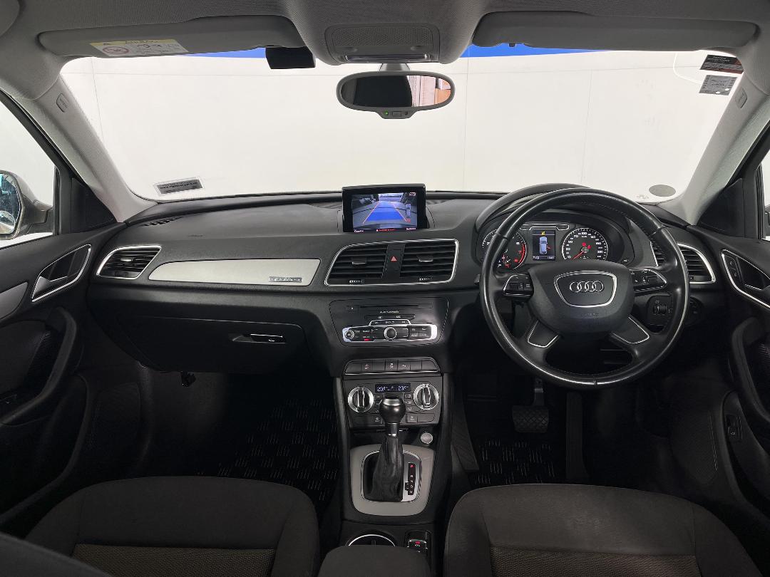 Photo '17' of Audi Q3