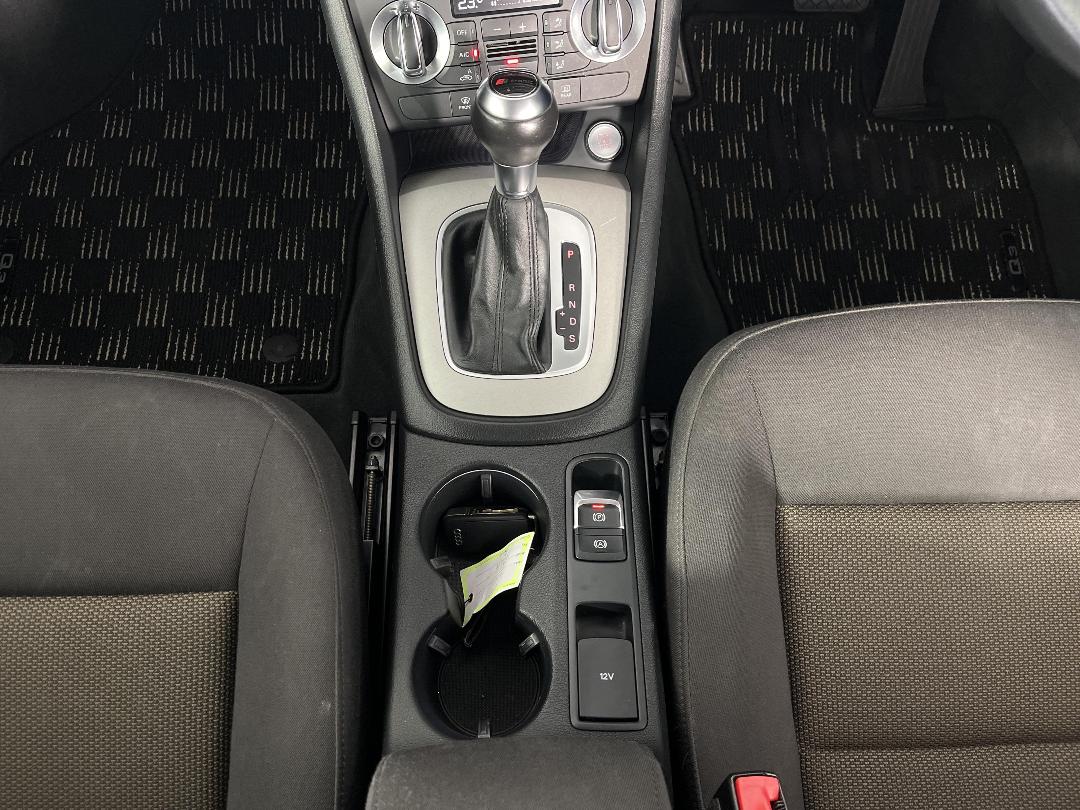 Photo '18' of Audi Q3