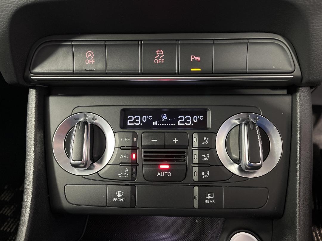 Photo '34' of Audi Q3