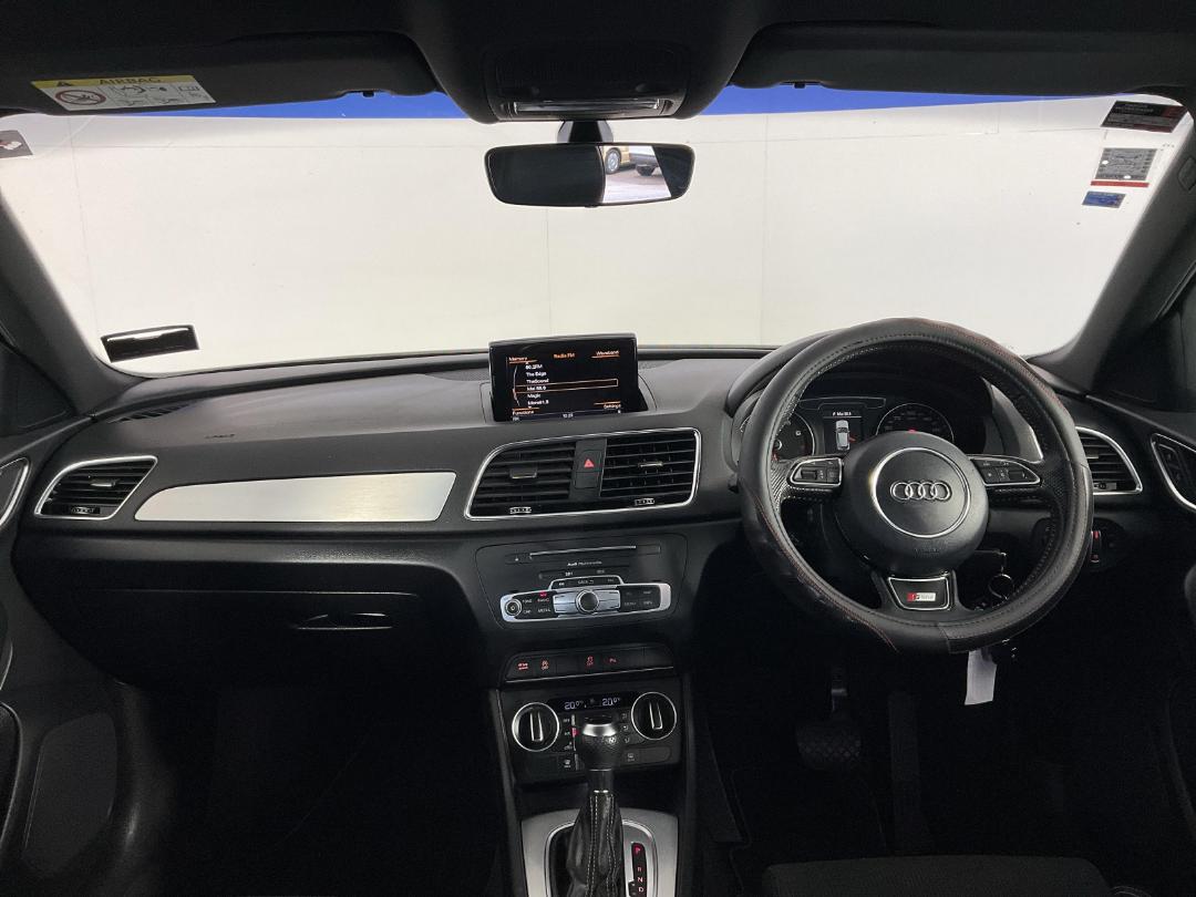 Photo '17' of Audi Q3