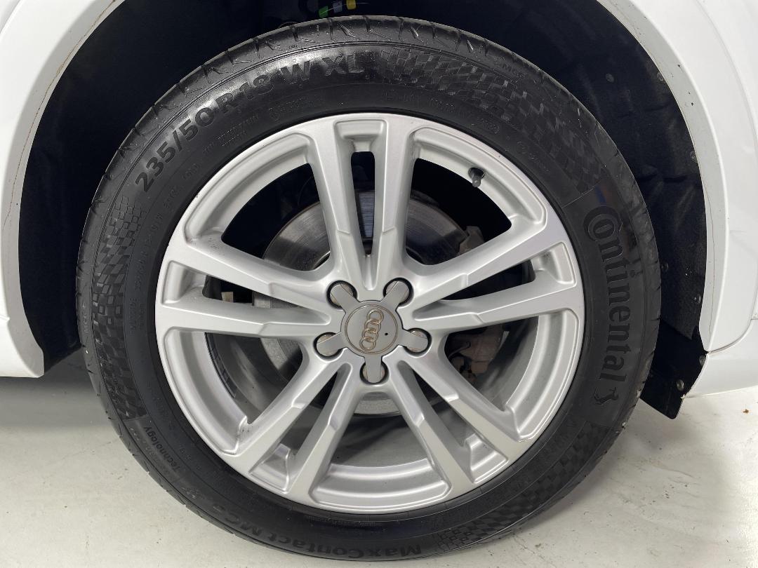 Photo '9' of Audi Q3 Photo '9' of Audi Q3