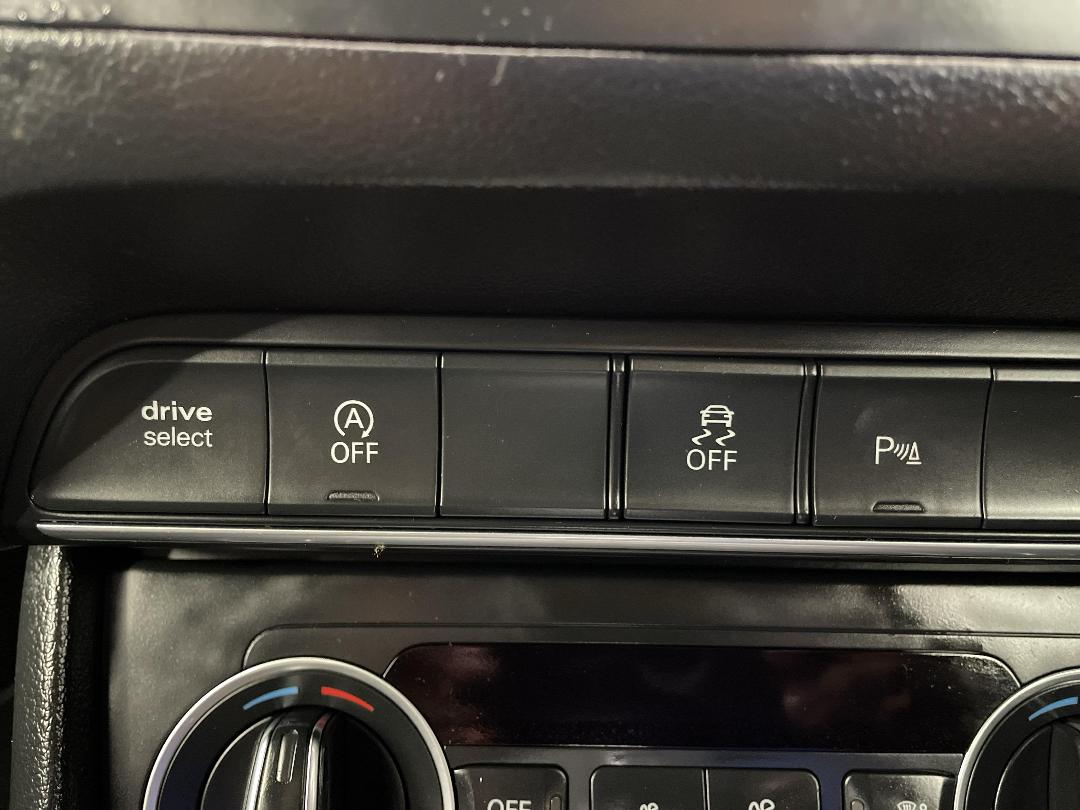 Photo '28' of Audi Q3 Photo '28' of Audi Q3