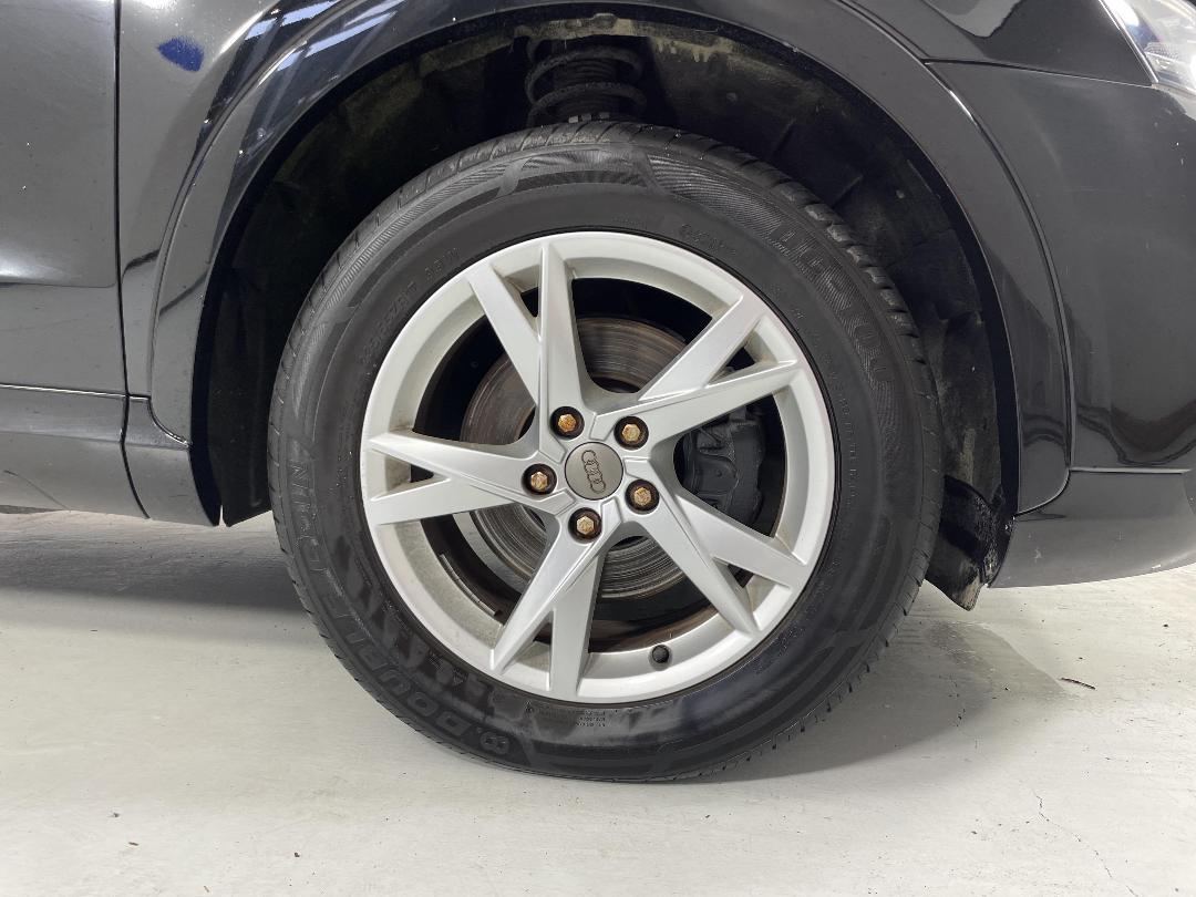 Photo '9' of Audi Q3 Photo '9' of Audi Q3