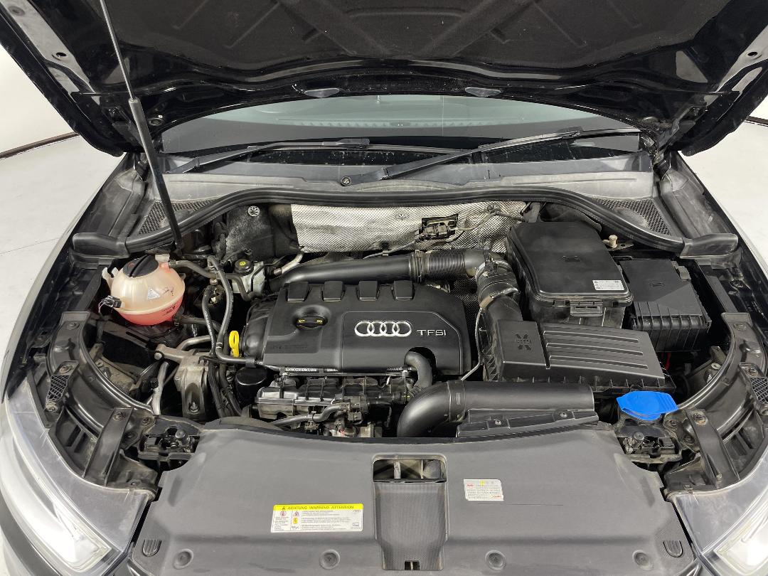 Photo '13' of Audi Q3 Photo '13' of Audi Q3