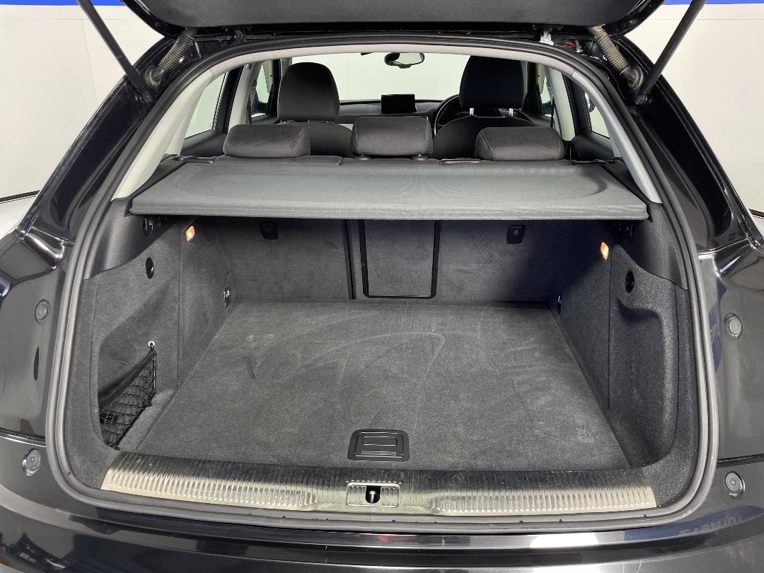 Photo '14' of Audi Q3 Photo '14' of Audi Q3