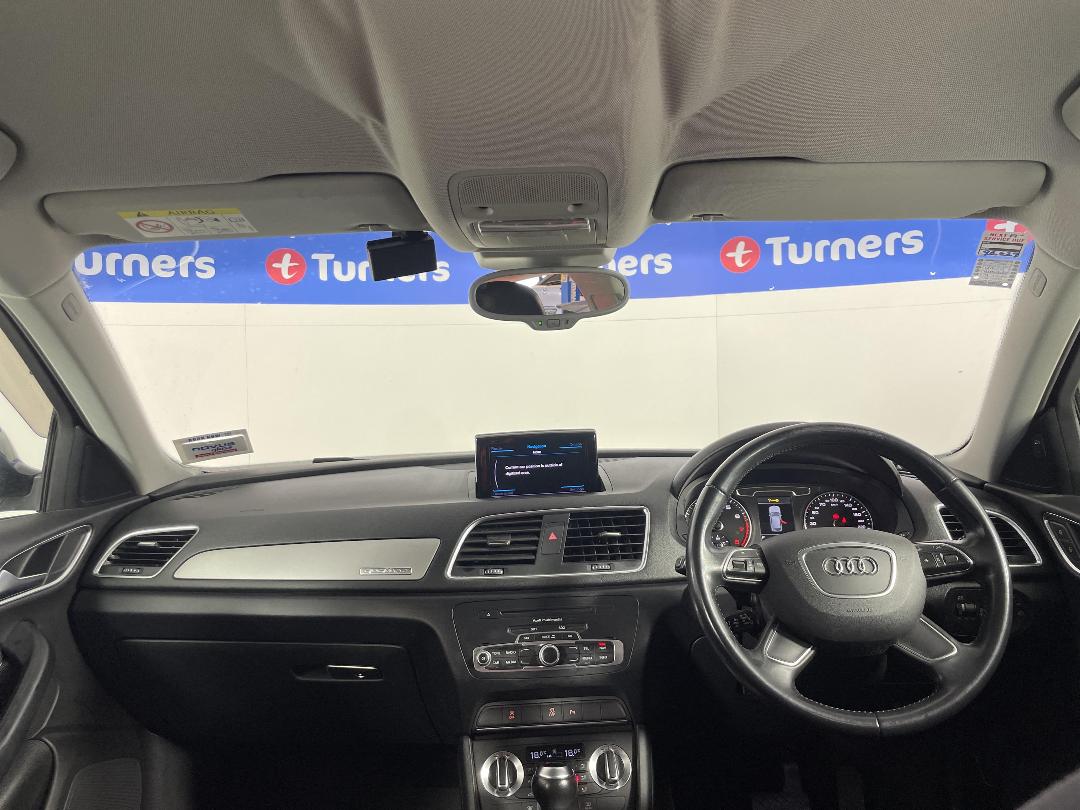 Photo '17' of Audi Q3 Photo '17' of Audi Q3