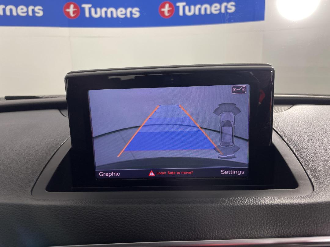 Photo '24' of Audi Q3 Photo '24' of Audi Q3