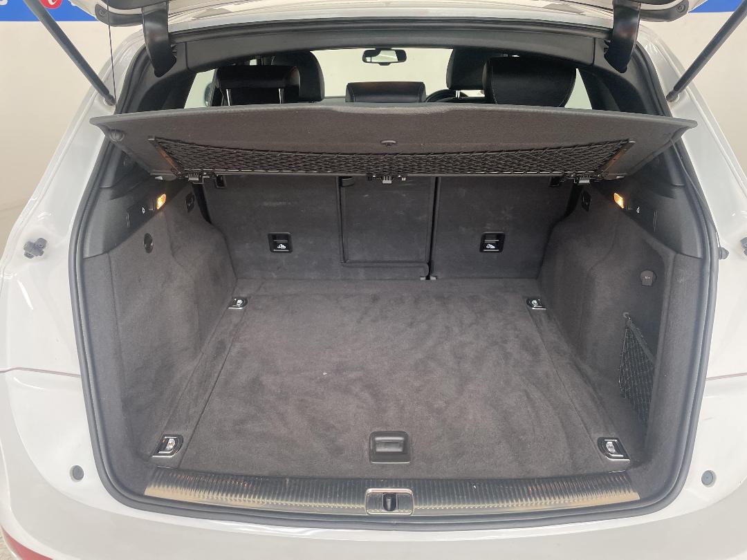 Photo '14' of Audi Q5