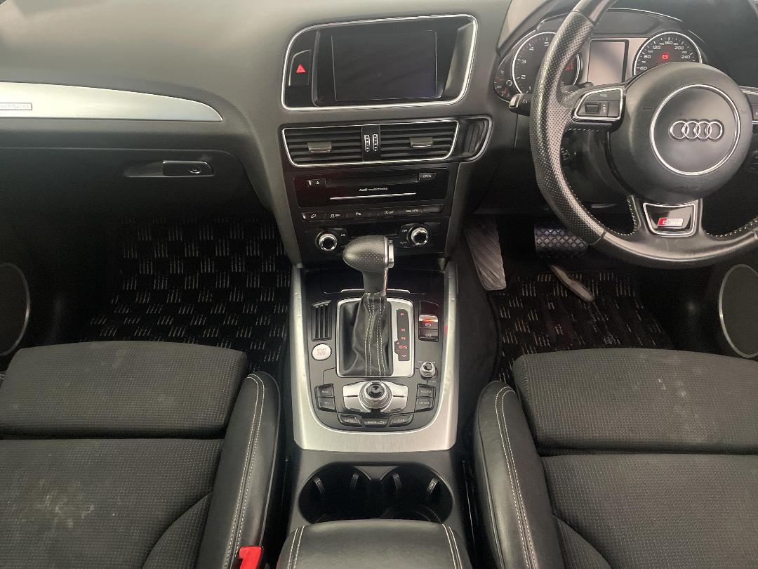 Photo '18' of Audi Q5