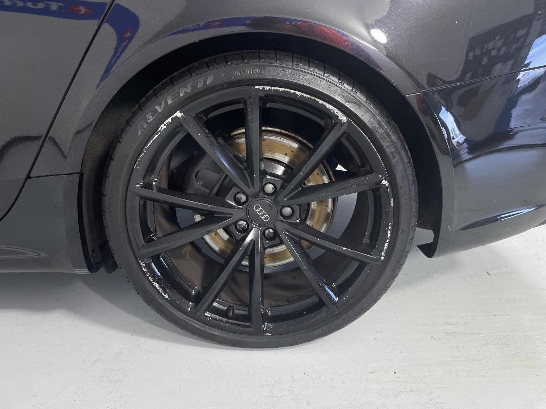 Photo '11' of Audi RS4