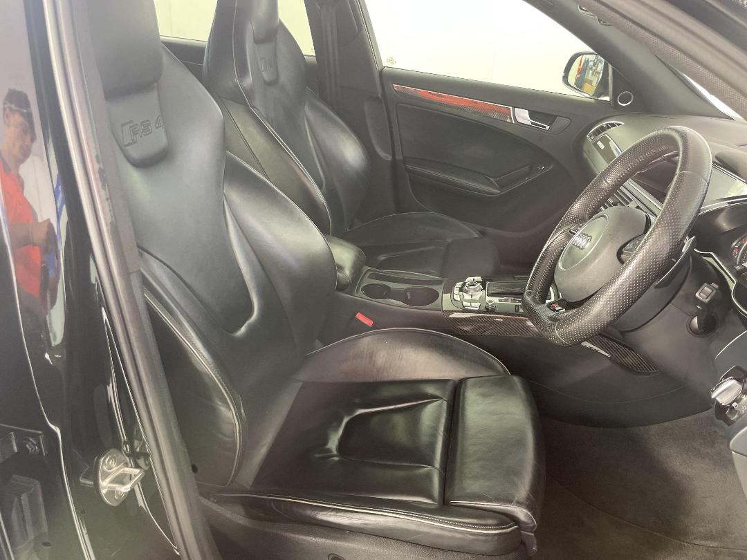 Photo '16' of Audi RS4