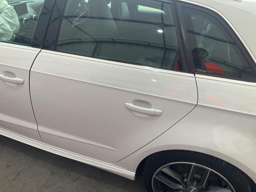 Photo '10' of Audi S3 S3 Sptback 2.0Tfsi Q