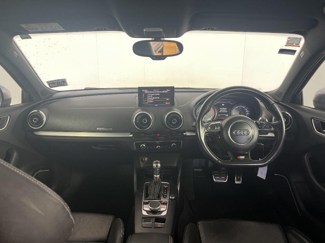 Photo '17' of Audi S3 Photo '17' of Audi S3