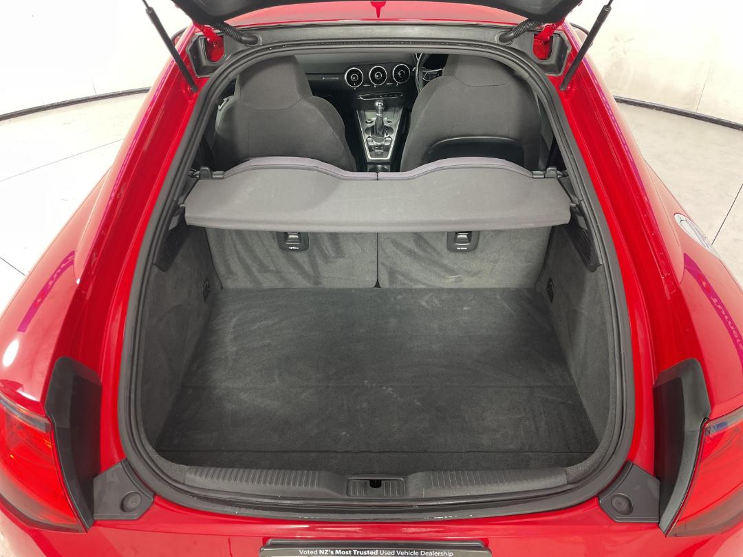 Photo '14' of Audi TT