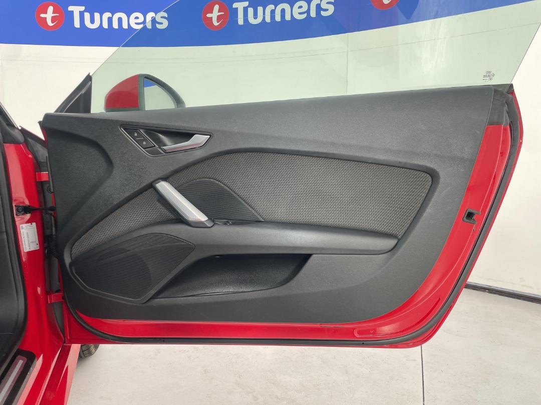 Photo '15' of Audi TT