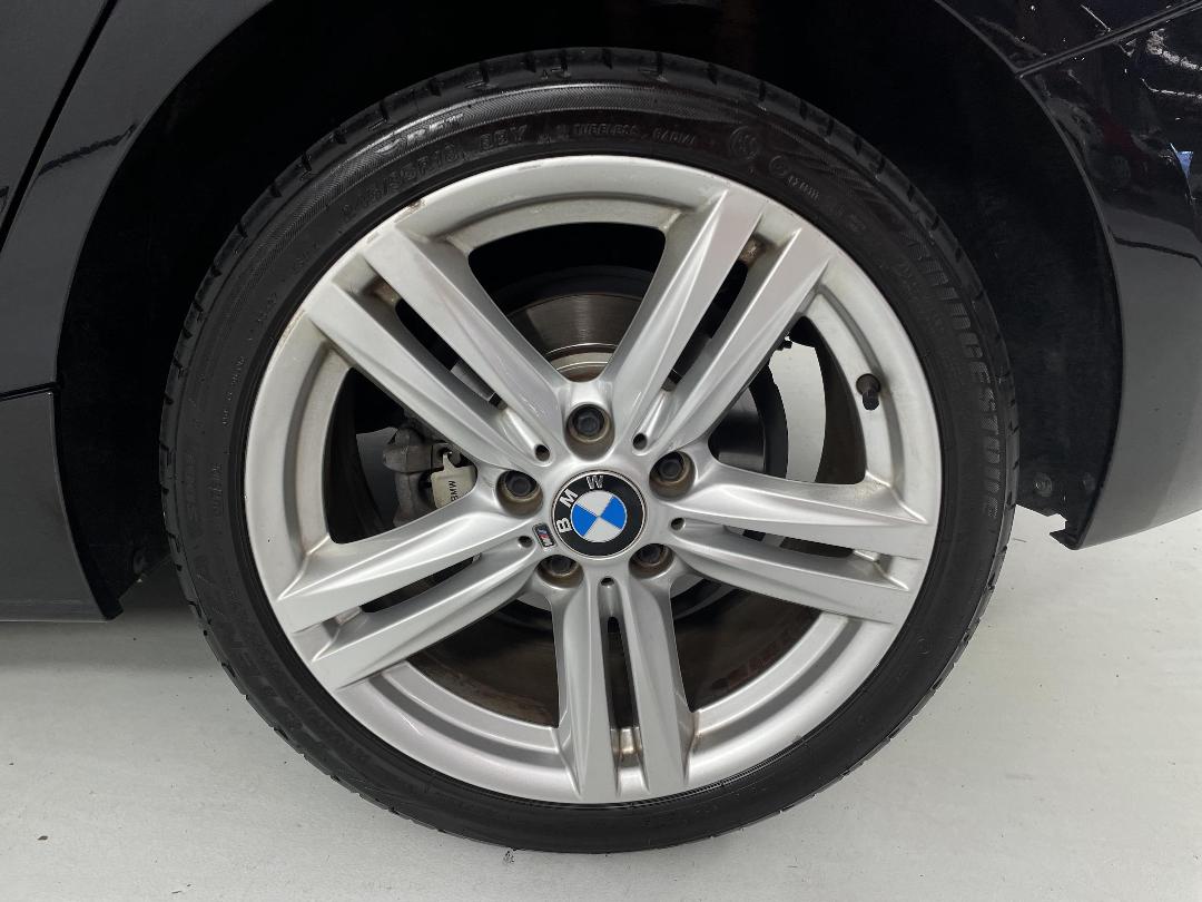 Photo '11' of BMW 1 Series