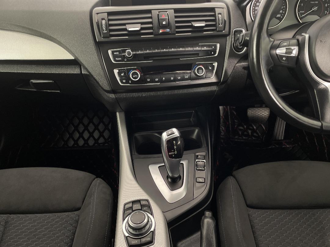 Photo '18' of BMW 1 Series