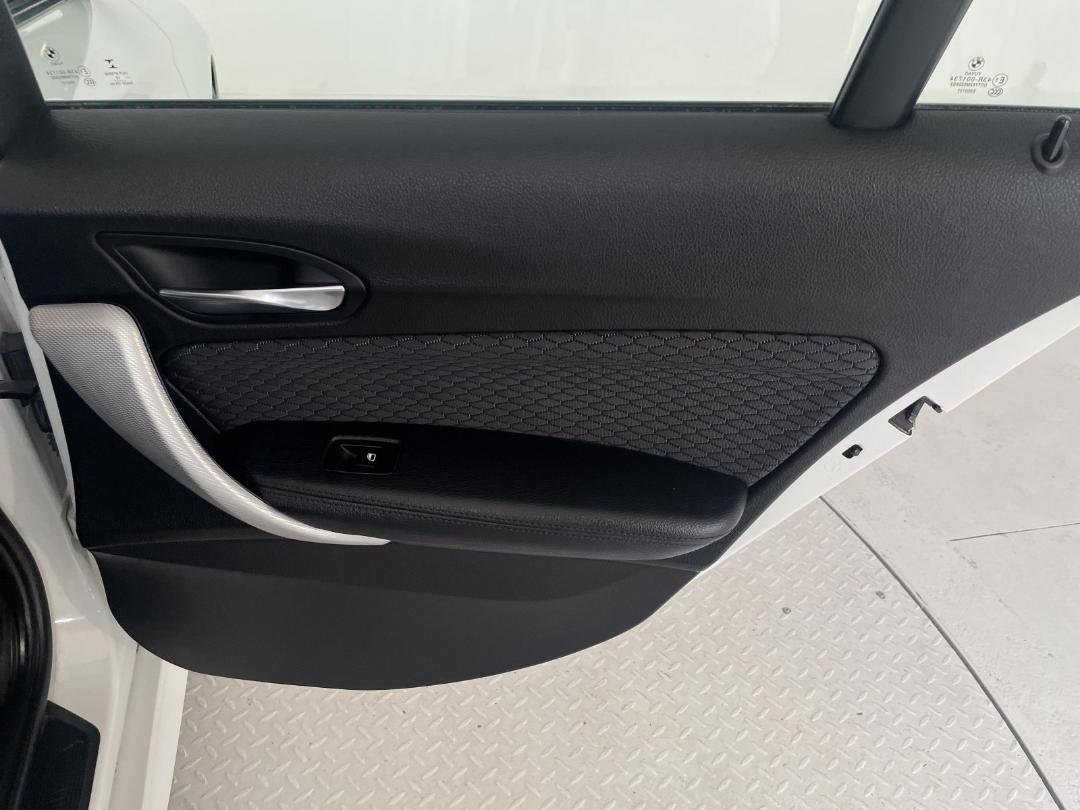 Photo '19' of BMW 116I Photo '19' of BMW 116I