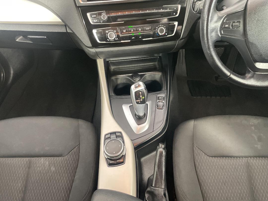 Photo '18' of BMW 118I Photo '18' of BMW 118I