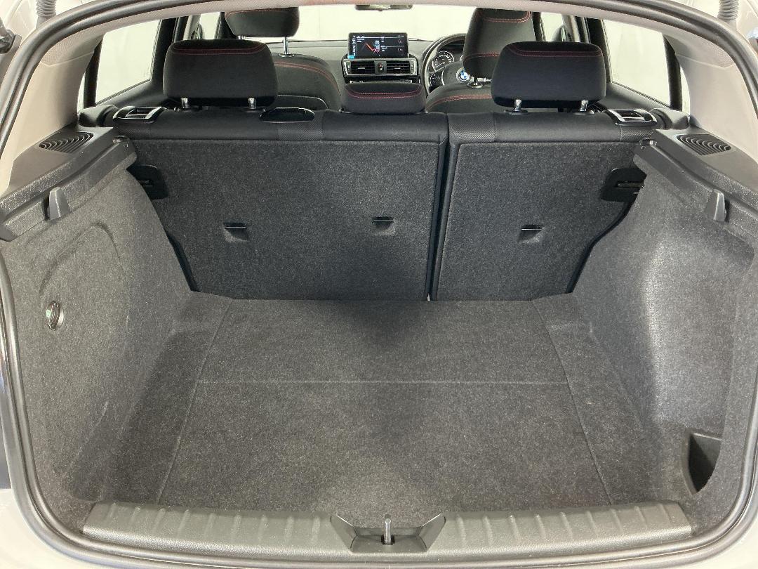 Photo '14' of BMW 118I